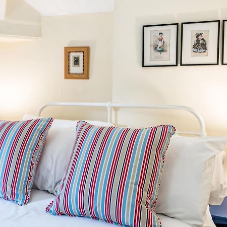 Pass The Keys Cosy 2 Bedroom Victorian Cottage Ludlow Eksteriør bilde